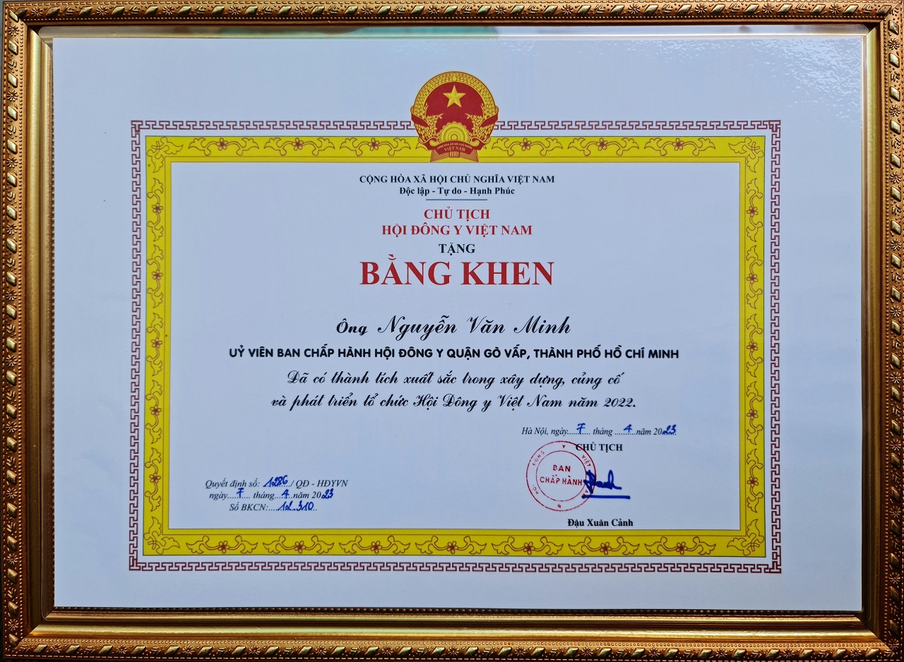 Thầy thuốc chữa thoát vị đĩa đệm